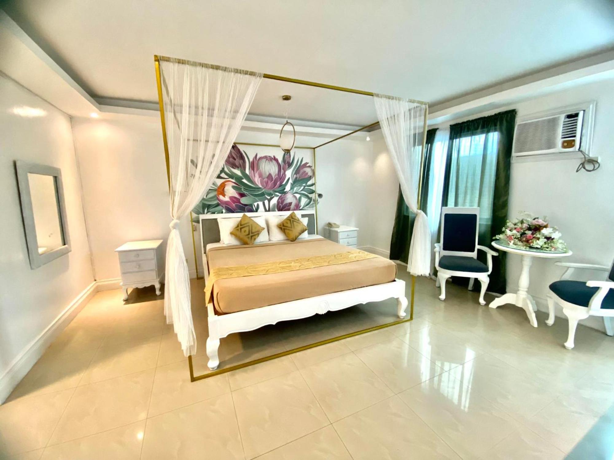 Hotel Euroasia By Bluebookers Анхелес Екстериор снимка
