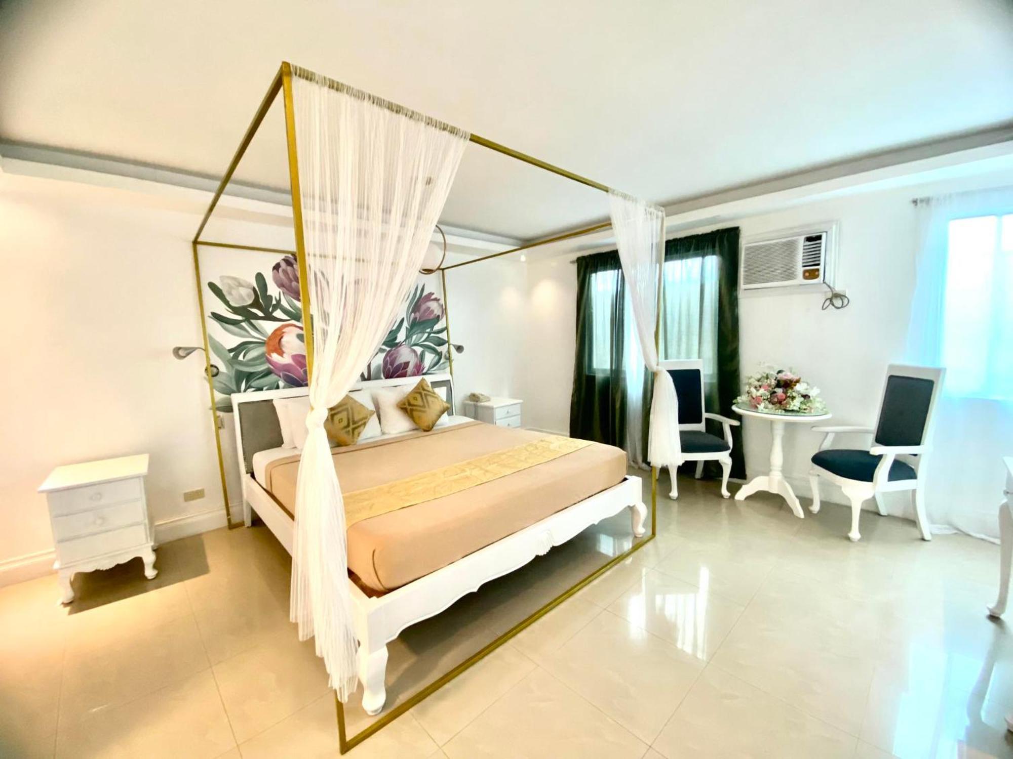 Hotel Euroasia By Bluebookers Анхелес Екстериор снимка